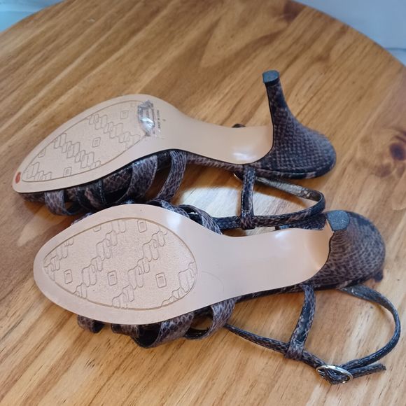 Bandolino Strappy Brown/Black Faux Snakeskin Open Toe 3.5" Heels size 6.5 M - Picture 5 of 11